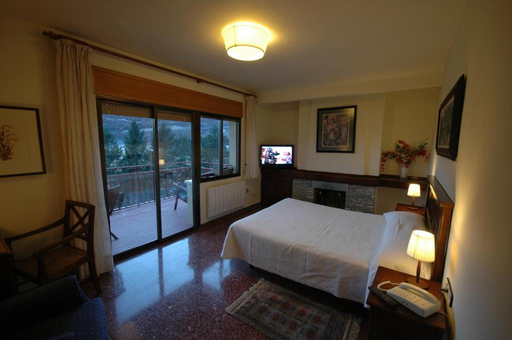 Hotel Els Puis Esterri D'Aneu Phòng bức ảnh