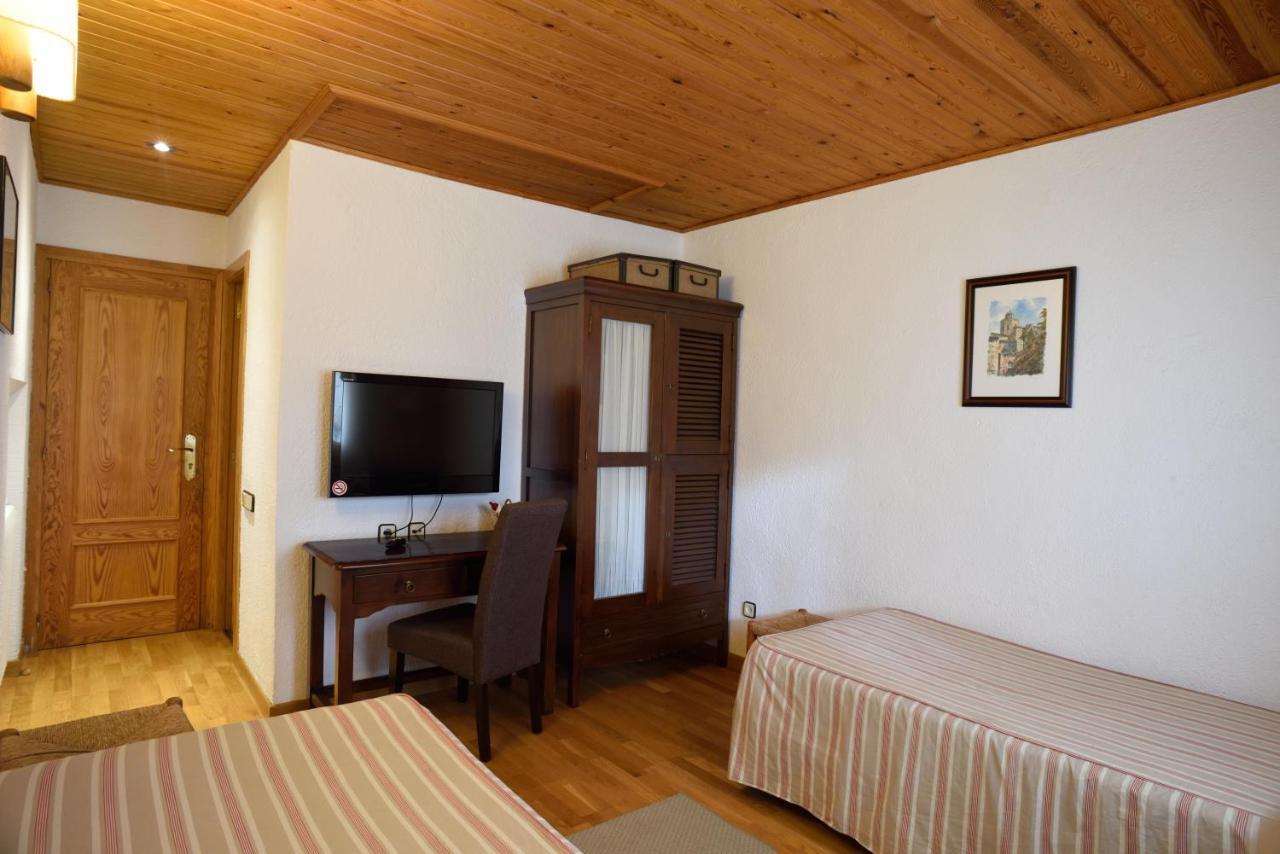 Hotel Els Puis Esterri D'Aneu Ngoại thất bức ảnh